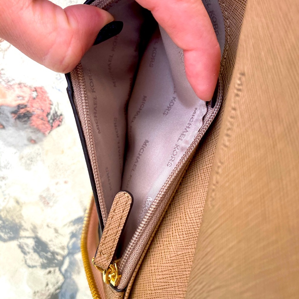 Michael Kors Light Pink Leather Wallet Wristlet - Picture 11 of 15